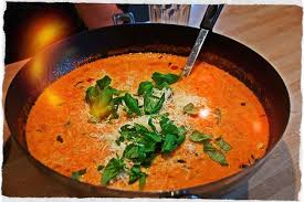Lasagnesuppe Lasagne Servert Som Digg Suppe Suppeoppskrifter Bratwurst Lasagne