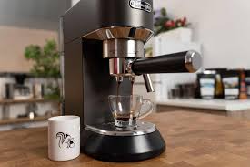 Designed as a space saver without compromising all the benefits of a fully automatic coffee machine. La Mejor Cafetera Expreso 2021 Comparativa De Precios