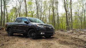 2017 honda ridgeline debuts in detroit with bigger noisier pickup bed the news wheel. 2017 Honda Ridgeline Review The Un Pickup Consumer Reports