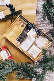 Gift Sets Under 25 I Ll Be Gifting Friends And Family