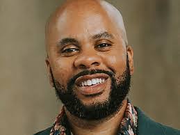 Eric Easter's Instagram, Twitter & Facebook