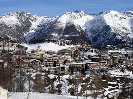 The prices at le chalet des alpes du sud may vary depending on your stay (e.g. Enneigement Auron Bulletin Neige Et Conditions De Ski A Auron