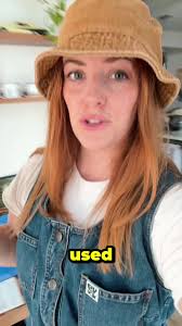 Music by #rossgheller #friendsreunion