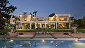 Tom Ford Purchases The Bloomingdale Estate For 38 75m Exclusive Hollywood Homes Real Estate Facade Design