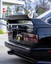 Classic Bmw S Bmw E30 On Instagram Tooshie Tuesday Bagged E30m3 Caldy D Bmw E30 Bmw Bmw Classic
