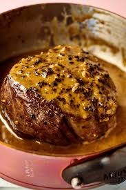 Filet De Boeuf Charolais Sauce Au Poivre Bifes