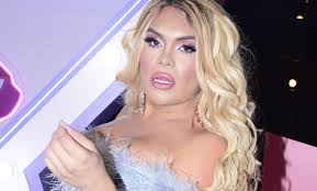 Critican a Wendy Guevara por hablar mal de Ricardo Peralta tras tenerlo  como invitado en podcast