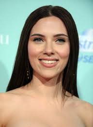 Dark Hair Scarlett Johansson Jpg 495 673 Scarlett Johansson Black Hair Pale Skin Hair Pale Skin