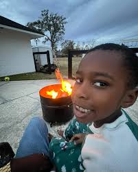 S A M M U Y A K A (@sam.muyaka) · Instagram 照片和视频