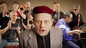 Kazik staszewski do dziennikarzy ciekawych jak powstają jego teksty. Koncert Kultu Juz Za Miesiac Kazik Staszewski Zaprasza Iceland News