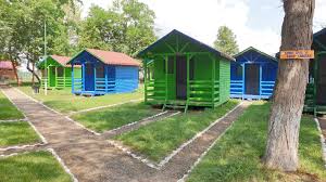 Statiunea balneara lacu sarat se afla la 5,5 km de orasul braila. Unita Turism Camping Lacu Sarat Lacu Sarat