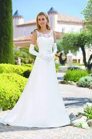 Ava Bridal Shop Glasgow Bridesmaids Accessories Aimee Bridal Modest Bridal Gowns Bridal Dresses Stylish Wedding Dresses
