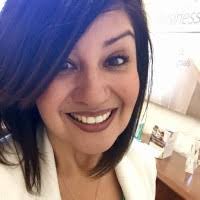 400+ "Vicky Robles" profiles