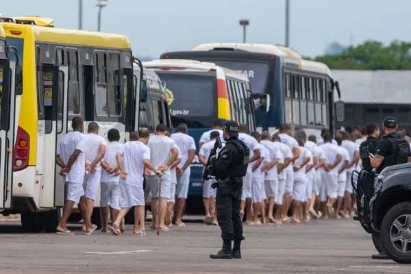 Saidão: 10 detentos que tiveram benefício em agosto não retornaram à prisão