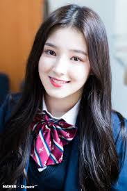 Visual Ranking Of Momoland A C To Korean Beauty Standards Beauty Girl Nancy Momoland Korean Beauty