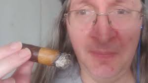 Cigar Vlog: Tabak Especial Cafe Con Leche by Drew Estate