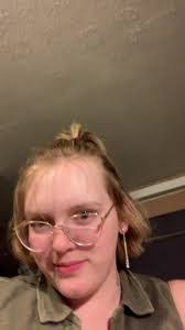 Laura Keiser's Instagram, Twitter & Facebook