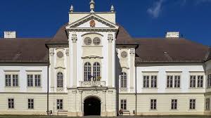 7.) a kastély a magyar vidéki barokk építészet értékes emléke. Forgach Kastely Picture Of Kubinyi Ferenc Museum Szecseny Tripadvisor