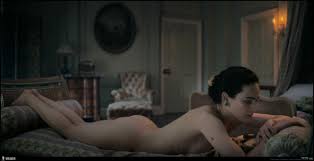 Top 5 Hottest Celebrity Bottomless Scenes - Fleshbot