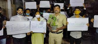 Disha ravi was arrested by delhi police from bengaluru on saturday for allegedly contributing written material for a toolkit tweeted by greta thunberg in support of farmers' protest. Ouke2ntqwzoqem