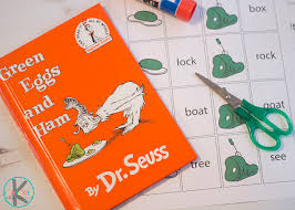 Don't have a favorite color, slighty have ocd, definitely have add and dyslexia so don't correct me or i'll cut you. Free Printable Green Eggs And Ham Rhyming Activities