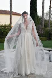 Cheap clothing covers, buy quality home & garden directly from china suppliers:extra large garment bridal gown long clothes protector case wedding dress cover dustproof covers storage bag for wedding dresses enjoy free shipping worldwide! Wedding Veil Royal Cathedral Drop Veil Grande Ambrell Veil Eden Luxe Bridal
