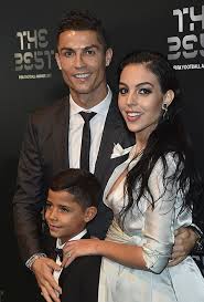 See more of cristiano ronaldo on facebook. Cristiano Ronaldo Welcomes Daughter With Georgina Rodriguez Hello