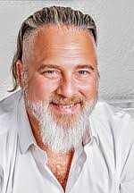 Greg Hird's Instagram, Twitter & Facebook