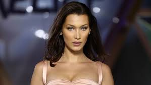 The supermodel took to her instagram on sunday to share. Bella Hadid Shuts Down Plastic Surgery Rumors Entertainment Tonight