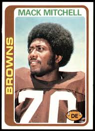 Amazon.com: 1978 Topps # 204 Mack Mitchell Cleveland Browns-FB (Football  Card) NM Browns-FB Houston : Collectibles & Fine Art