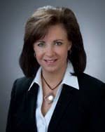 Laura Bechtel's Instagram, Twitter & Facebook