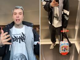 Lt → итальянский, английский → fedez → mille. Fedez Regala Mille Euro A 5 Persone Diverse In Difficolta Per Il Covid 19 Corriere It