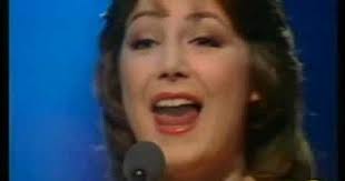 Eurovision 1977 Marie Myriam L Oiseau Et L Enfant Marie Myriam Chanson Chansons Francaises