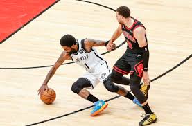 23 hours ago · the enigmatic superstar took to social media to distance himself from his newest signature shoe, the nike kyrie 8. Brooklyn Nets Kyrie Irving Leaves Game After Taking Brutal Elbow To The Face