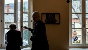 Orbán viktor felköszöntötte törőcsik marit velemi otthonában. Korhazba Vittek Torocsik Marit 24 Hu