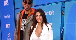 Elettra miura lamborghini (born 17 may 1994) is an italian singer, model, television personality and influencer. Afrojack Is Officially Engaged To Elettra Lamborghini