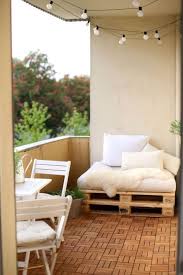 50 Kucuk Balkon Dekorasyon Fikirleri Homedecoritems Homedecoradvice Homedecorblack 2020 Ev Dekoru Daire Balkonlari Mobilya Fikirleri