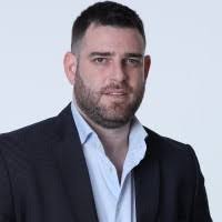 3400+ perfiles de «Nadler»