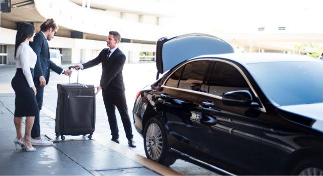 Car Service to Airport - A Convenient Way to Travel Stress-free - Global Limousine  Services | Luxury Transportation & Chauffeur Worldwide