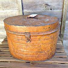 Antique Victorian Hat Tin Vintage Oval Hat Box Small Travel Etsy Victorian Hats Vintage Storage Vintage Bridal Accessories