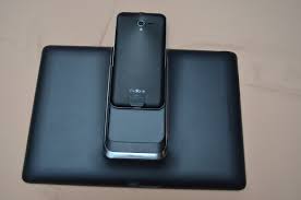 ASUS Padfone 2: 4,7"-Smartphone mit ...