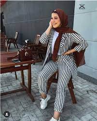 Block heels are a great way to add some bling to a grey jeans outfit. Formal Office Suits With Hijab Style Just Trendy Girls