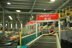 Viettel post là dịch vụ chuyển phát nhanh của viettel, được khá nhiều người tin tưởng sử dụng. Viettel Post Opens An Automatic Logistics Center In Ho Chi Minh City Vnreview Electrodealpro