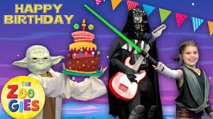 Happy birthday star wars !! The Zoogies Happy Birthday Song Star Wars Princess Leia Yoda Darth Vader Luke Skywalker Youtube