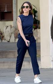 She began her television and movie appearances at age 13 in camp nowhere and th. 900 Jessica Alba Ideen In 2021 Jessica Alba Street Style Jessica Alba Jessica Alba Style