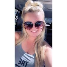 Kasi Lacy (@Kasiloolacy)