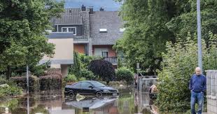 Maybe you would like to learn more about one of these? Inondations En Allemagne Diaporama A Treves Quartier Ehrang Les Habitants Reclament De L Aide