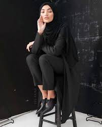 Bayi banget hijab jalan danau semayang e1 h18 malang 65139 rated 46 based on 173 reviews love love love love love. Warna Hijab Basic Yang Wajib Dipunya Cocok Dipadukan Dengan Outfit Apa Saja Yukepo Com