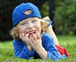 North Carolina four-year-old creates 9 3D printed prosthetic hands for  himself