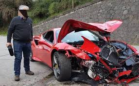 El español de ferrari perdió el control en la última curva y terminó contra el muro de hungaroring. Piloto De Rally Espanol Cohete Suarez Estrella Su Ferrari Contra Otro Vehiculo Y Queda Completamente Destruido Imagenes Gossip Vehiculos